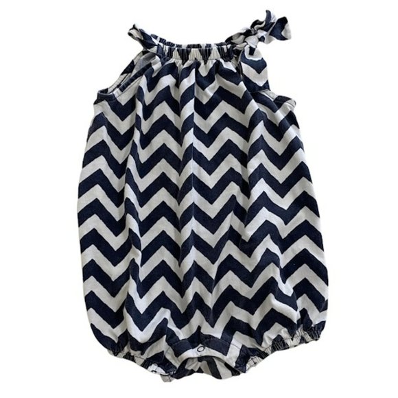 2/$20❤️ | Baby Patterned Onesie 12-18 Months - Picture 1 of 4